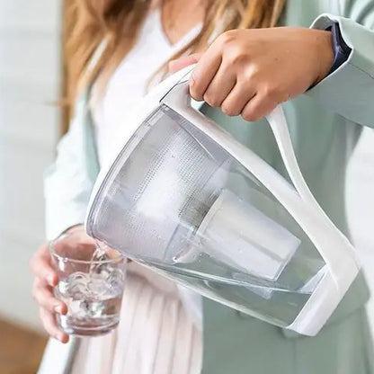 *SALE* Glas-Wasserfilter schwarz inkl. 1 Universal Filterkartusche - Vorführmodell